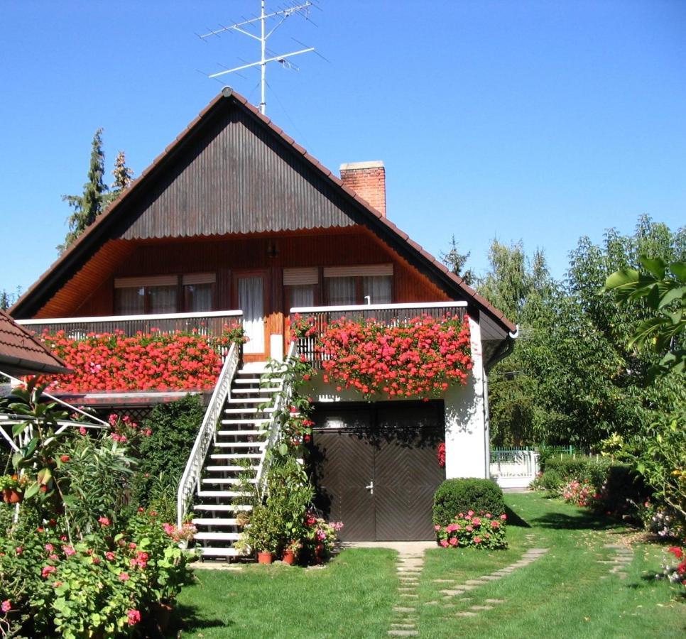 Marika-Lak Daire Siófok Dış mekan fotoğraf